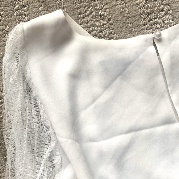 White chiffon and lace blouse - Picture 4 of 6